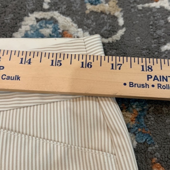 EXPRESS DESIGN STUDIO EDITOR BROWN DRESS SHORTS‎ WOMENS SIZE 10 - Picture 8 of 9